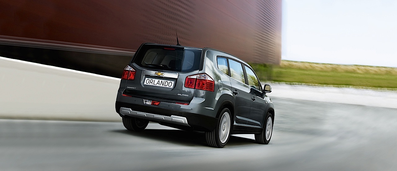 Chevrolet Orlando photo 25