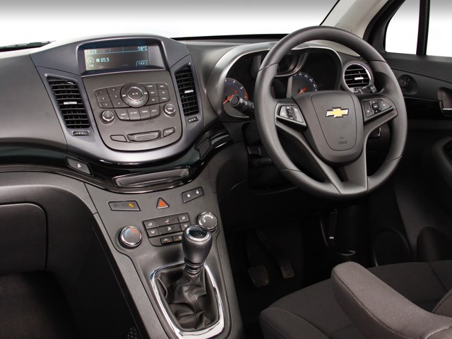 Chevrolet Orlando photo 71