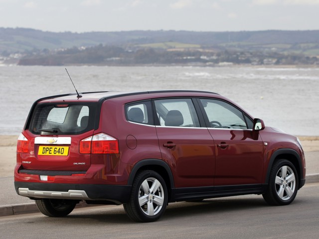 Chevrolet Orlando photo 41