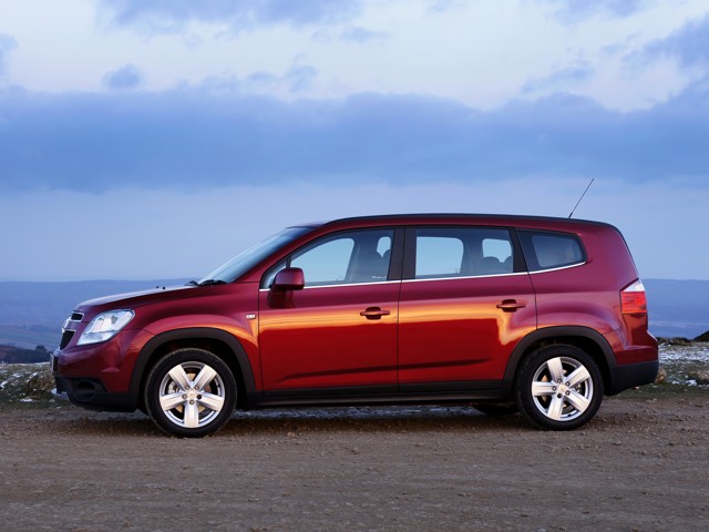 Chevrolet Orlando photo 46