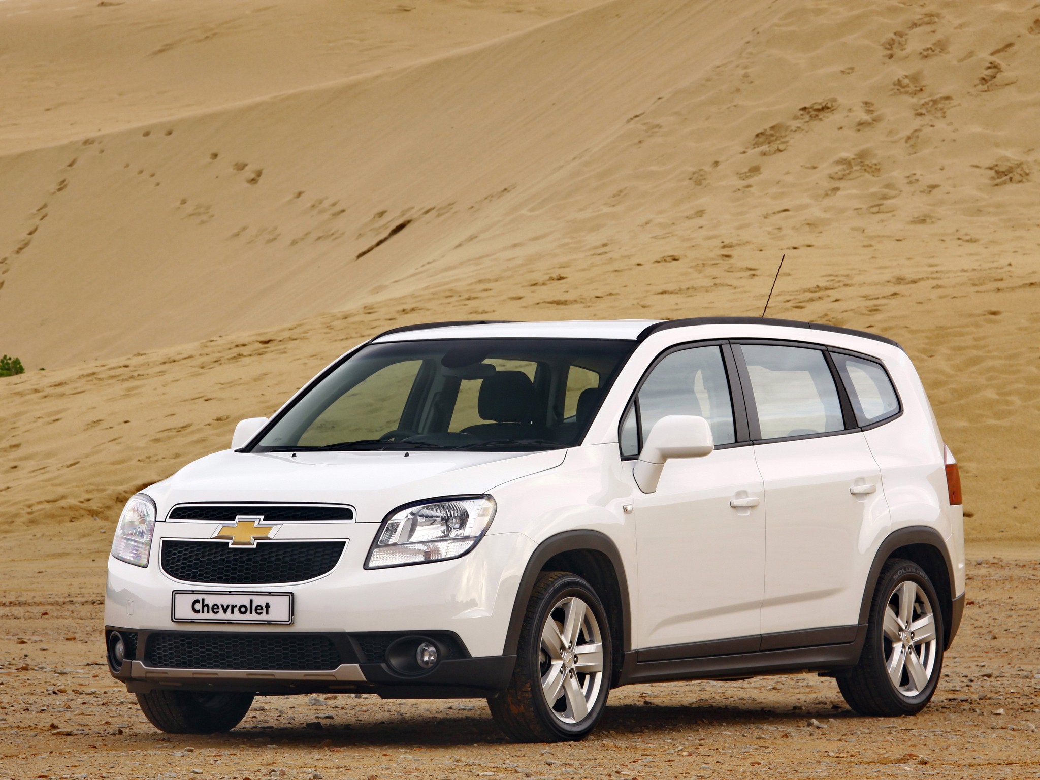 Chevrolet Orlando photo 56