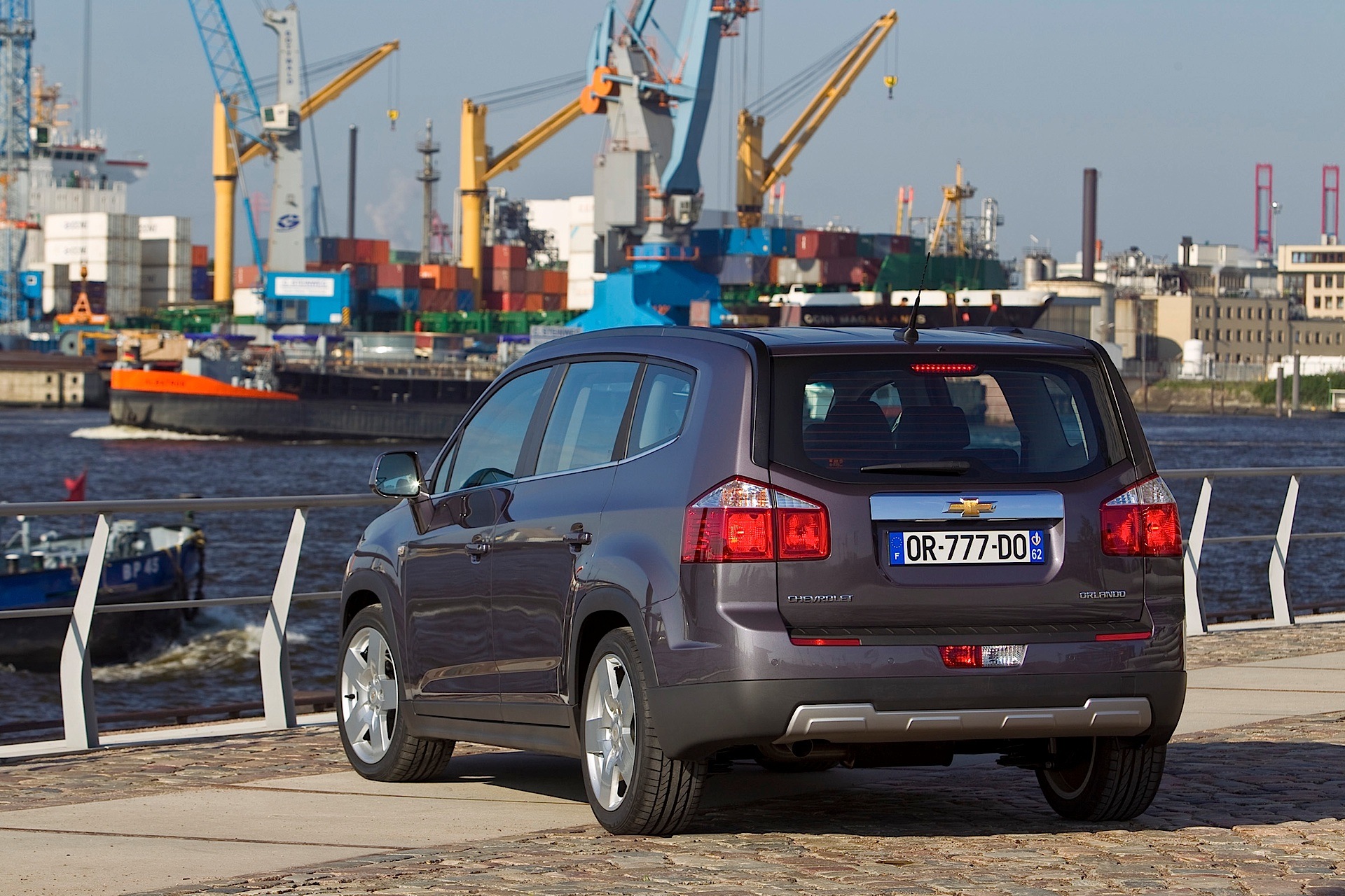 Chevrolet Orlando photo 6