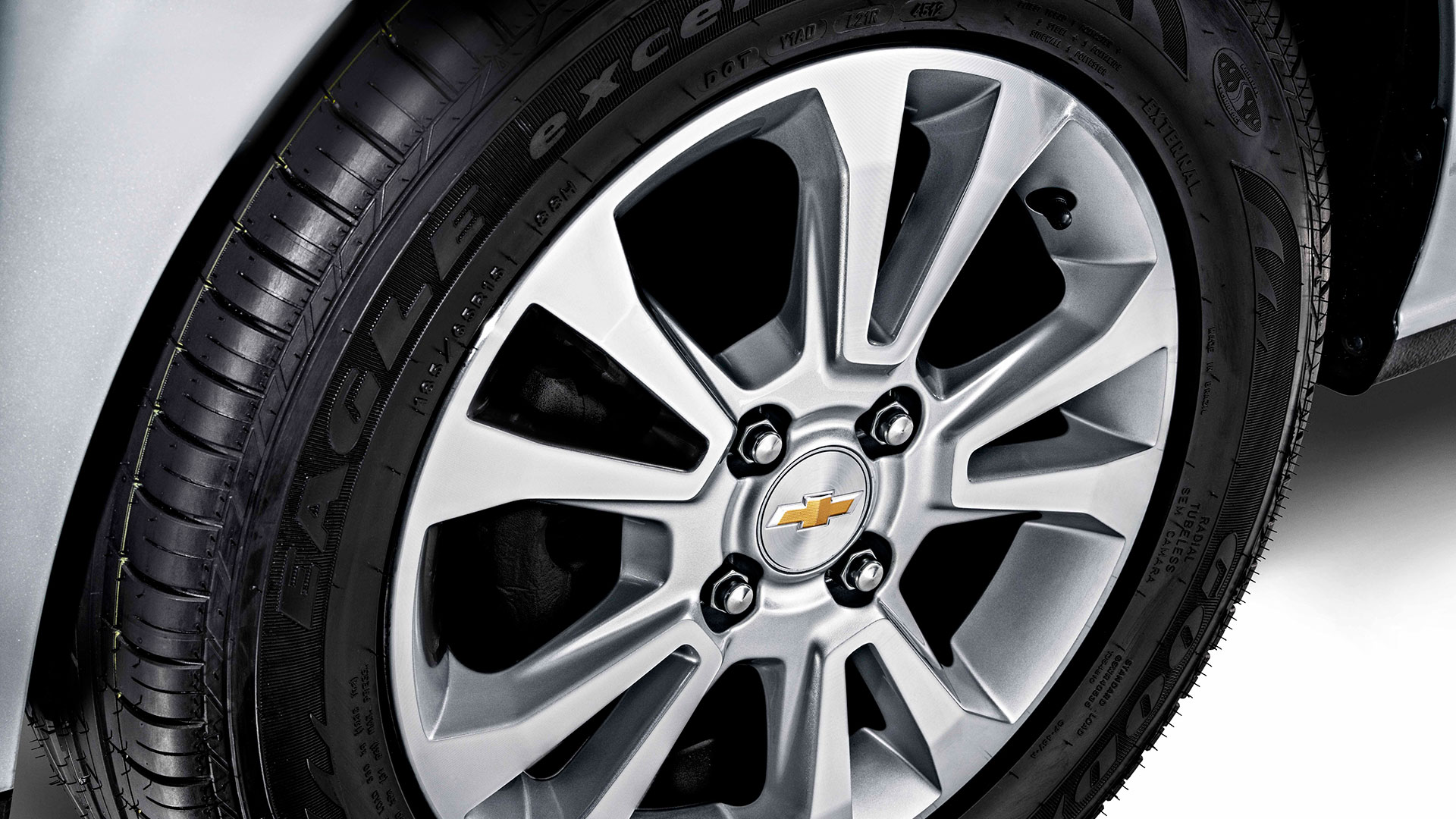 Chevrolet Prisma photo 23