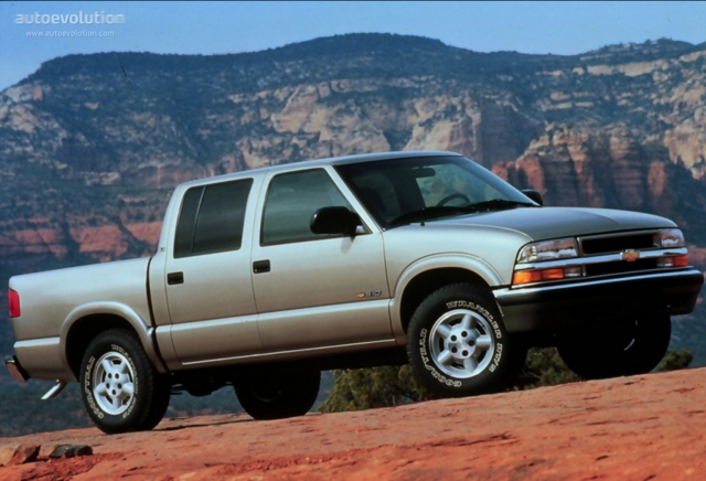 Chevrolet S-10 photo 2