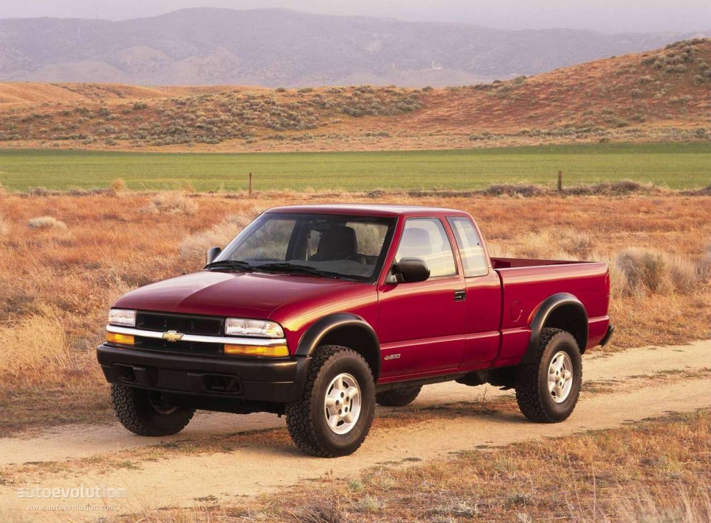 CHEVROLET S-10