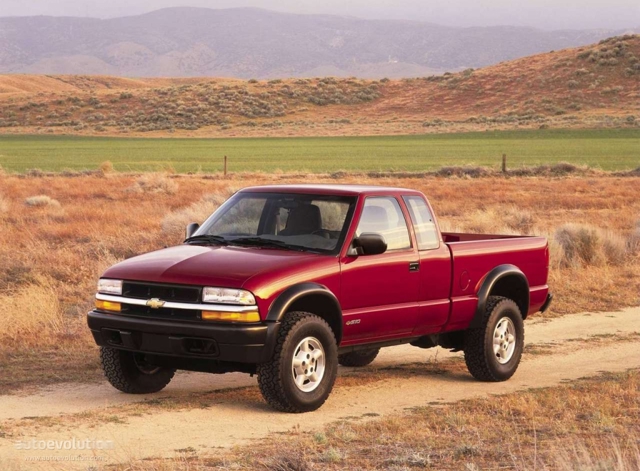 CHEVROLET S-10