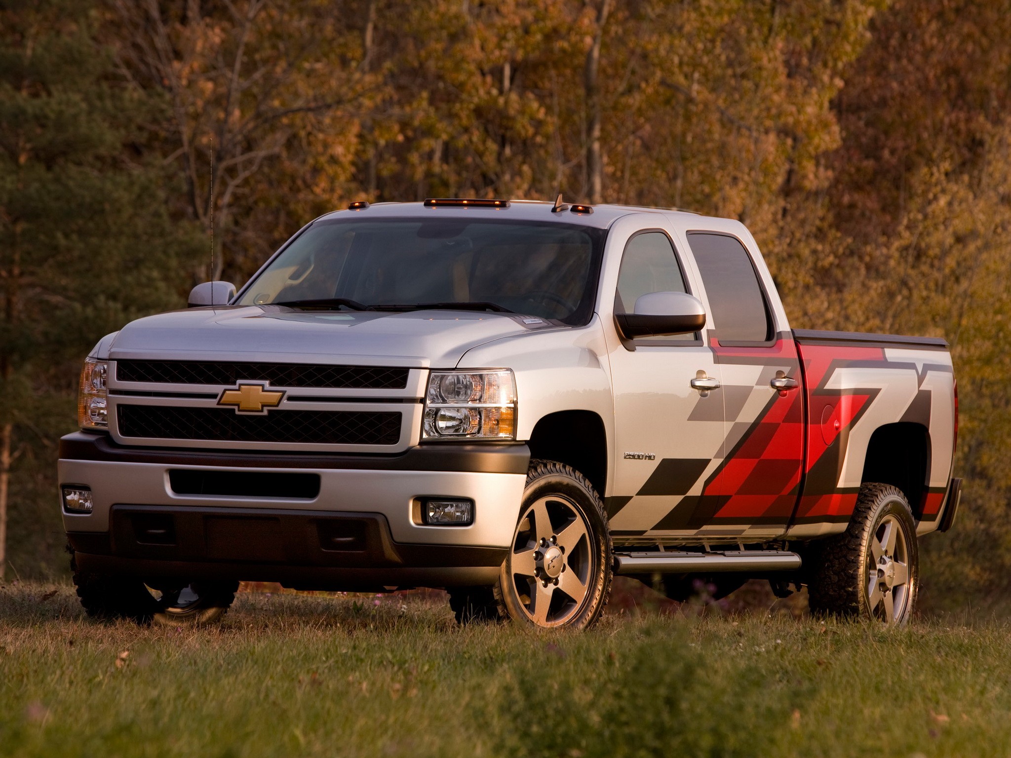 Chevrolet Silverado 2500Hd photo 8