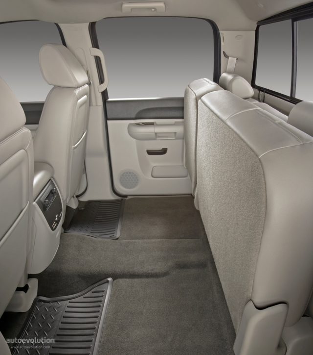 Chevrolet Silverado 2500Hd photo 18