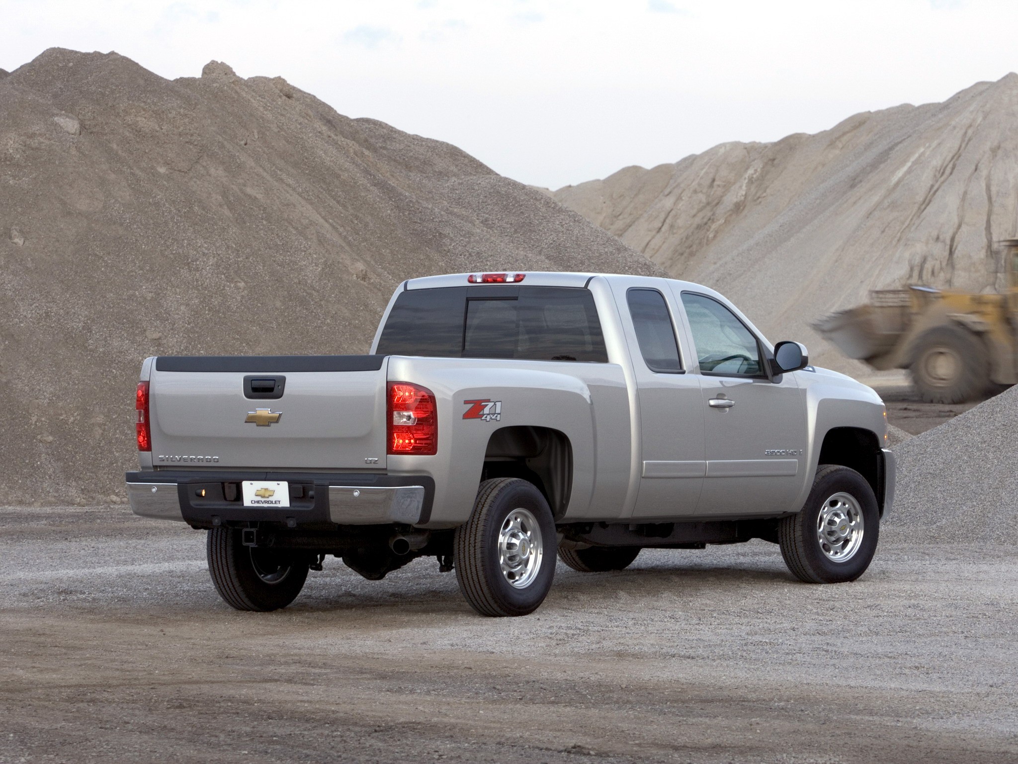 Chevrolet Silverado 2500Hd photo 15