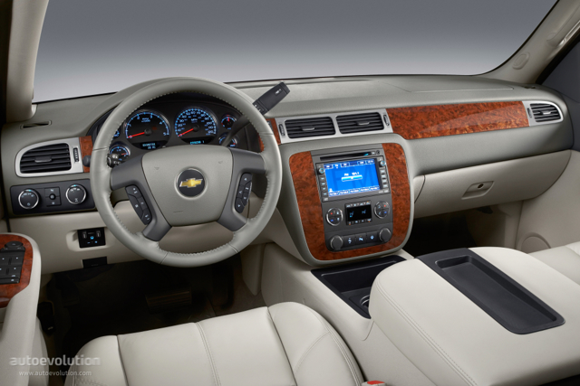 Chevrolet Silverado 2500Hd photo 13