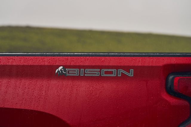Chevrolet Silverado 2500Hd photo 8