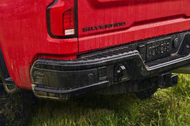Chevrolet Silverado 2500Hd photo 9