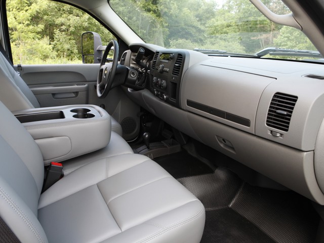 Chevrolet Silverado 3500Hd photo 53