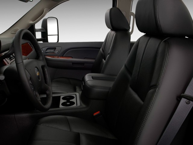Chevrolet Silverado 3500Hd photo 54
