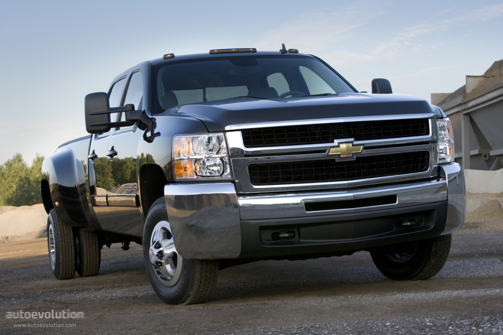 Chevrolet Silverado 3500Hd photo 7
