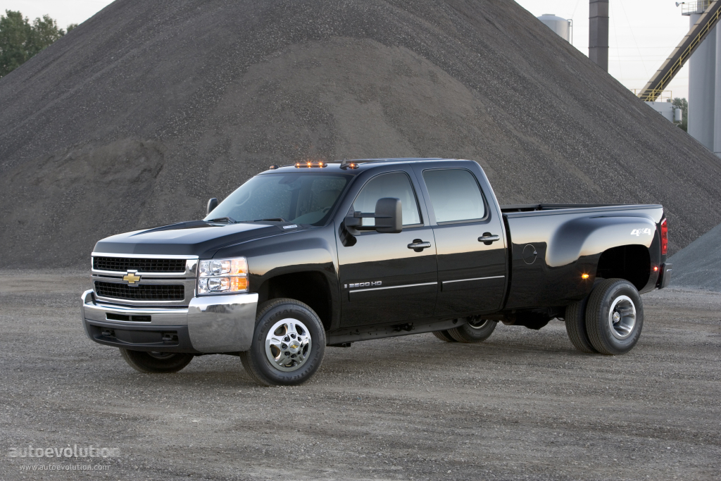 Chevrolet Silverado 3500Hd photo 12