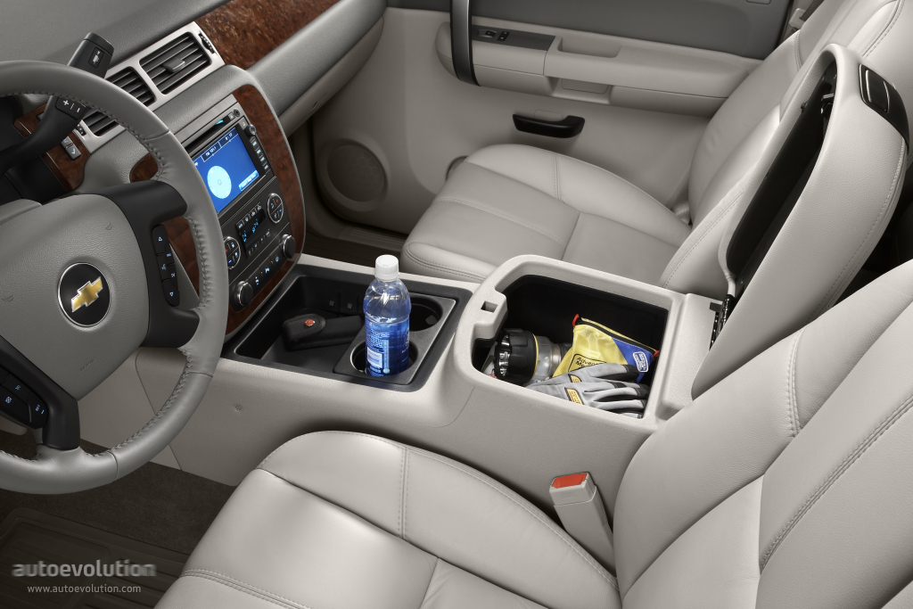 Chevrolet Silverado 3500Hd photo 50