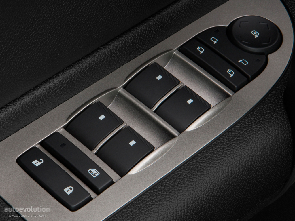 Chevrolet Silverado 3500Hd photo 9