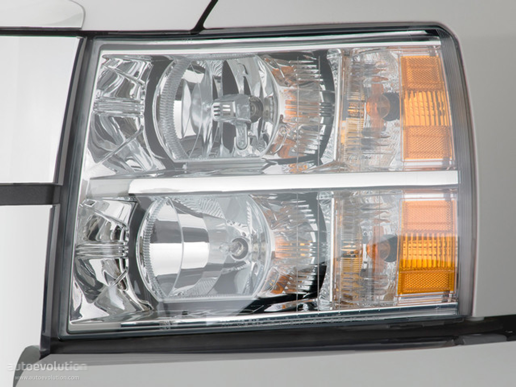 Chevrolet Silverado 3500Hd photo 3