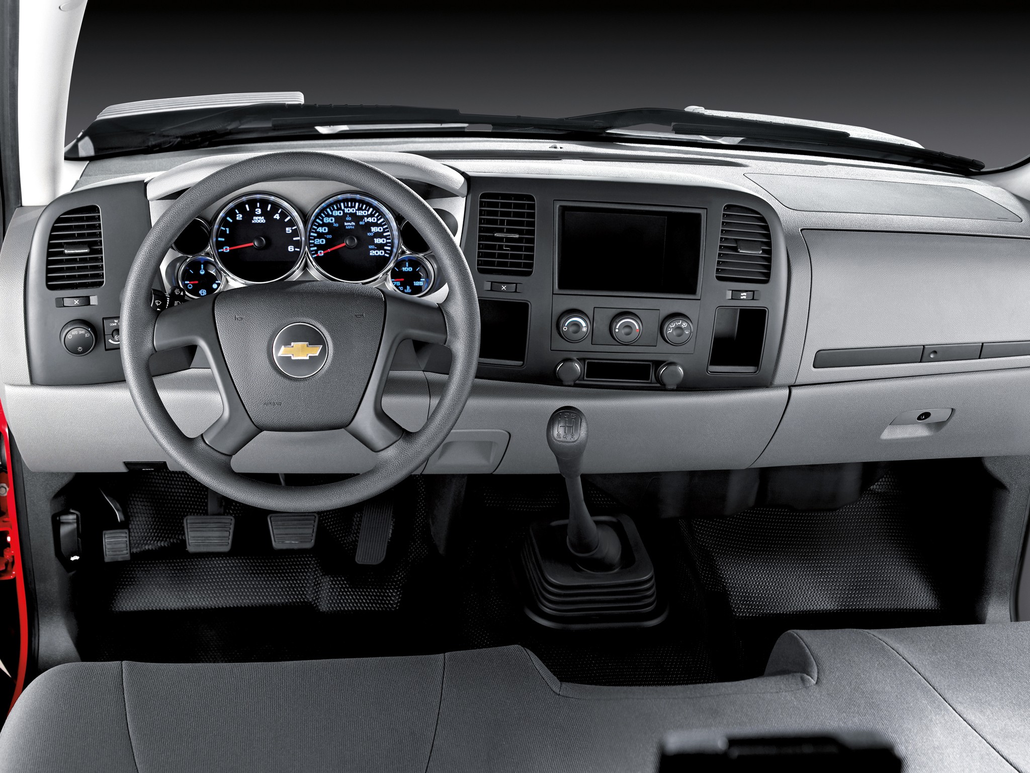 Chevrolet Silverado 3500Hd photo 9