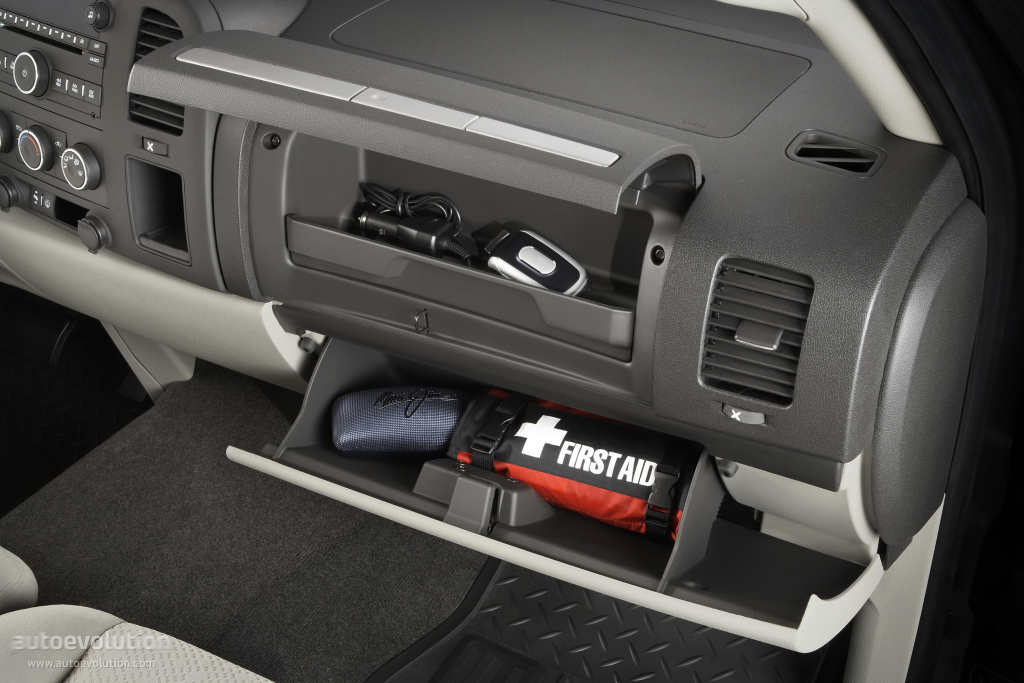 Chevrolet Silverado 3500Hd photo 7