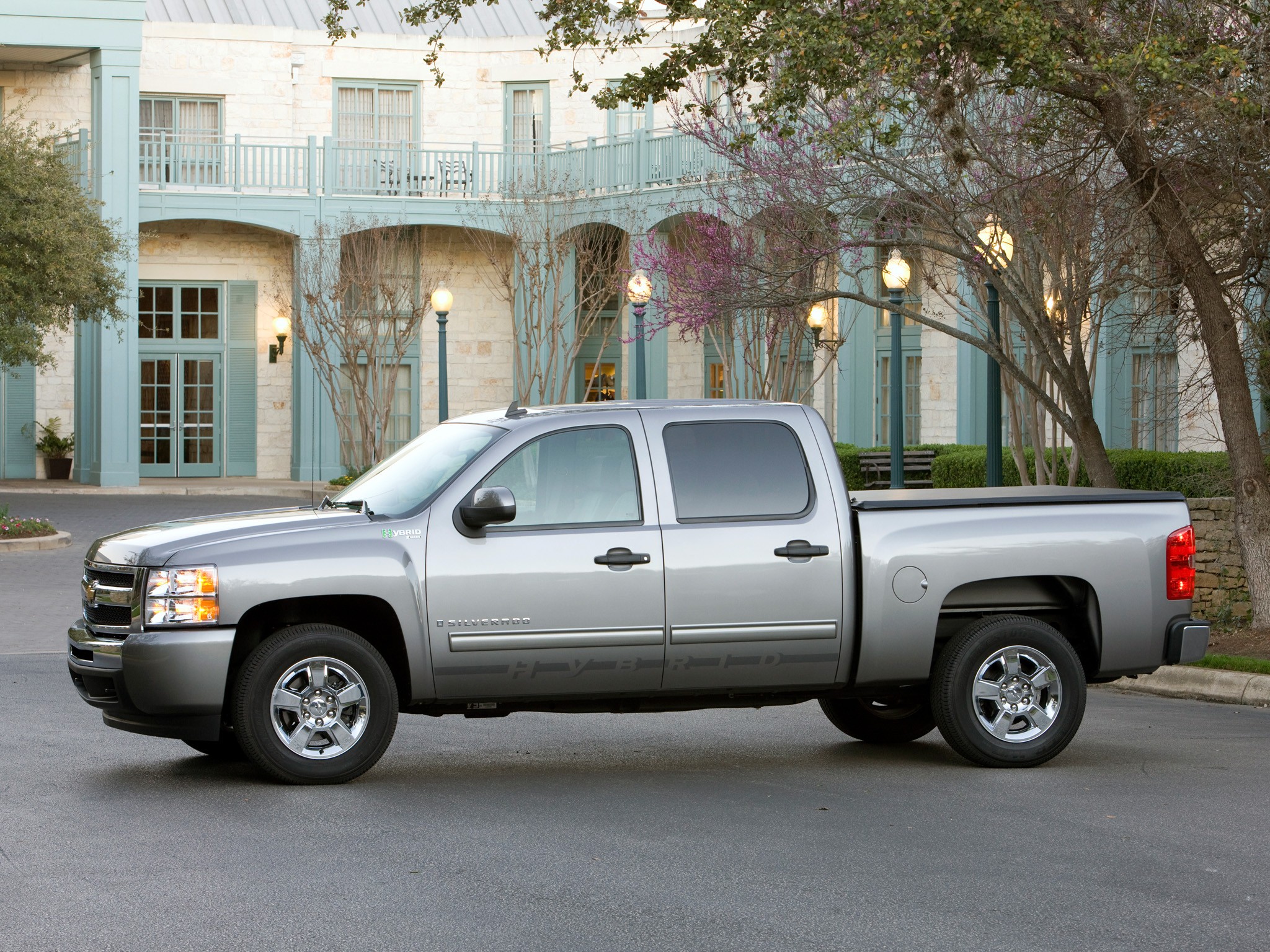 Chevrolet Silverado Hybrid photo 19