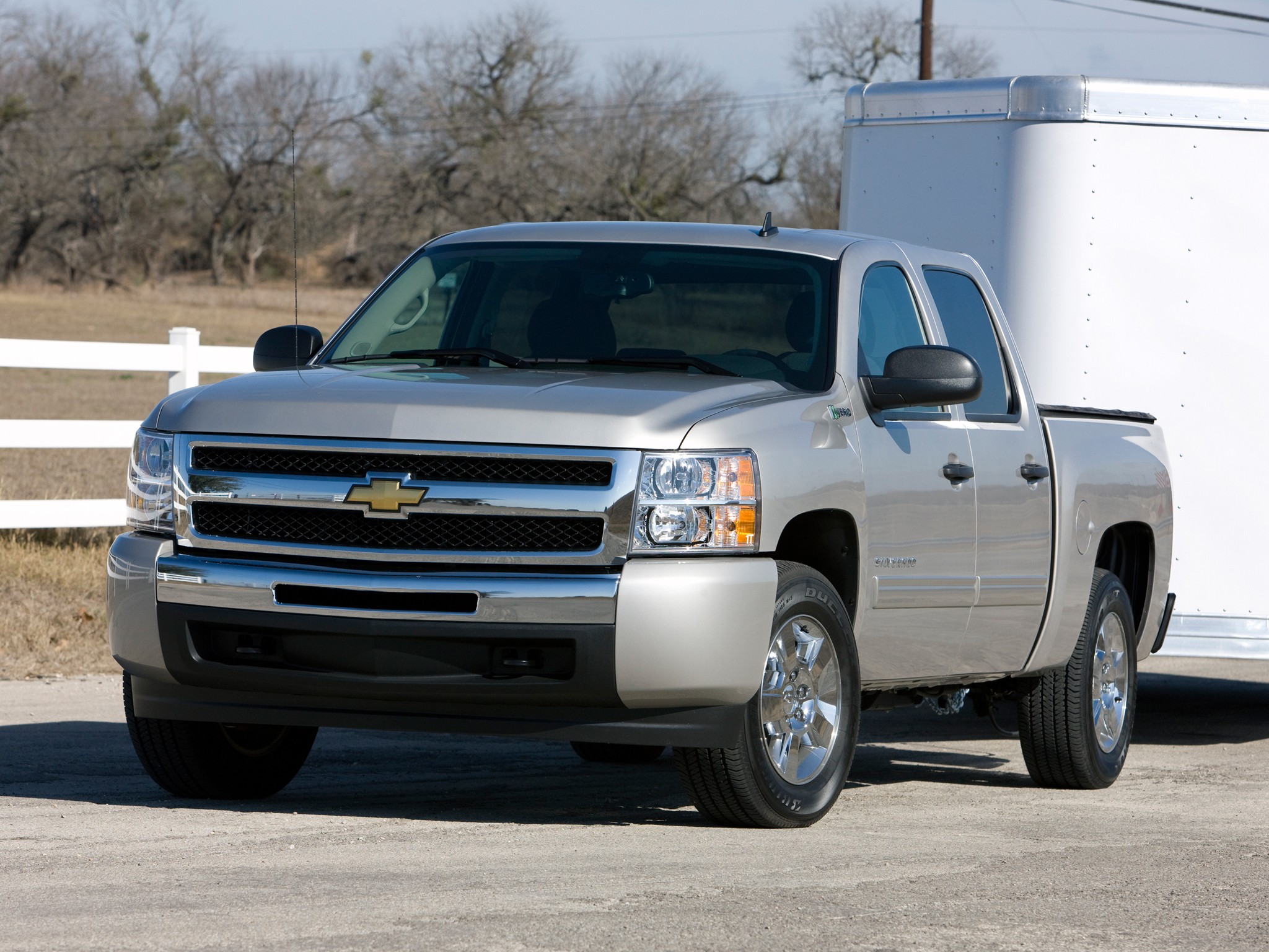 Chevrolet Silverado Hybrid photo 21
