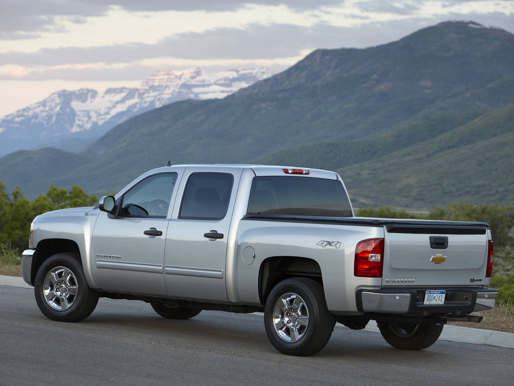 Chevrolet Silverado Hybrid photo 26