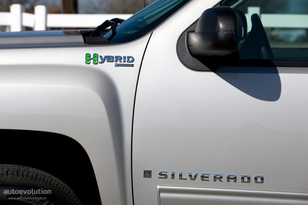 Chevrolet Silverado Hybrid photo 3