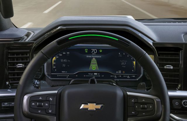 Chevrolet Silverado photo 15