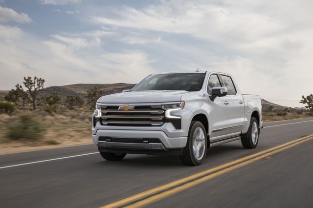 Chevrolet Silverado photo 7