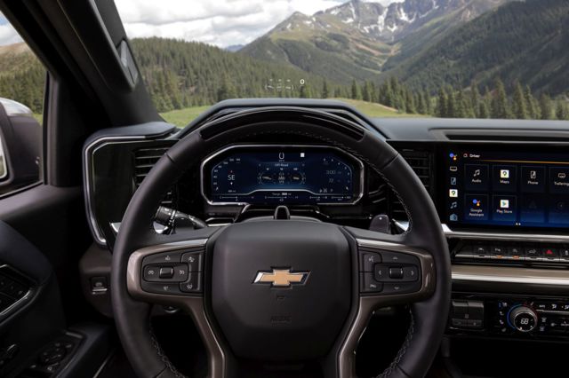 Chevrolet Silverado photo 19