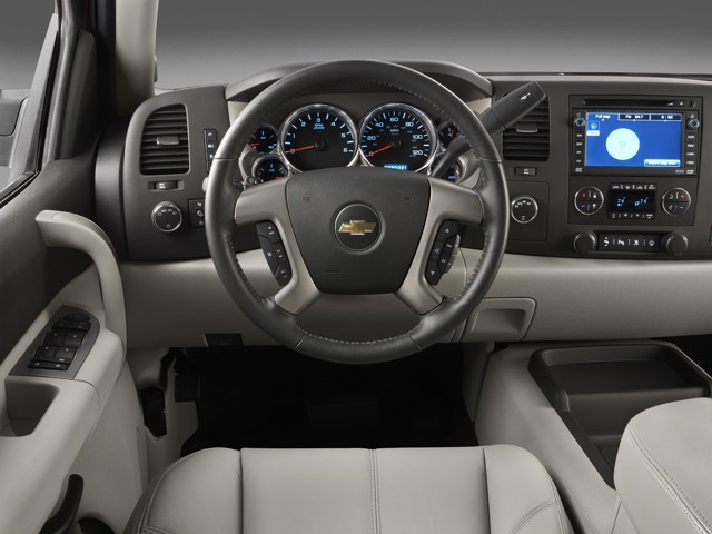 Chevrolet Silverado photo 25
