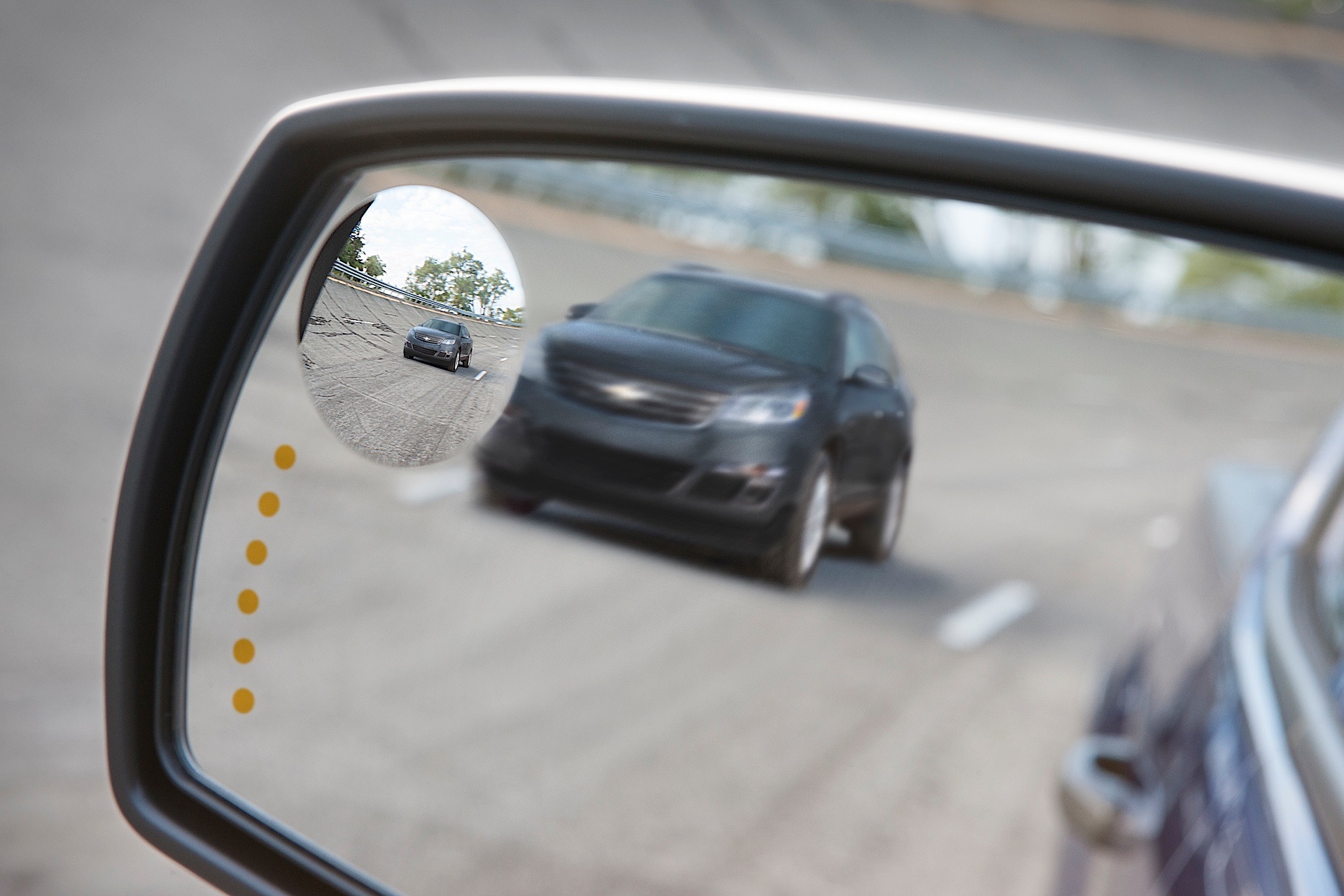 Chevrolet Silverado photo 5