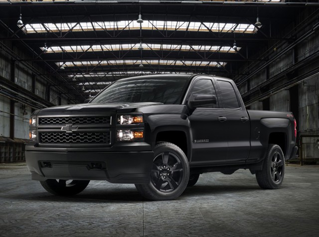 Chevrolet Silverado photo 14