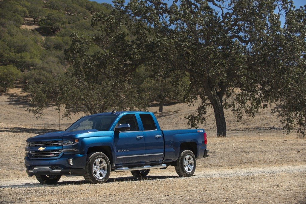 Chevrolet Silverado photo 21