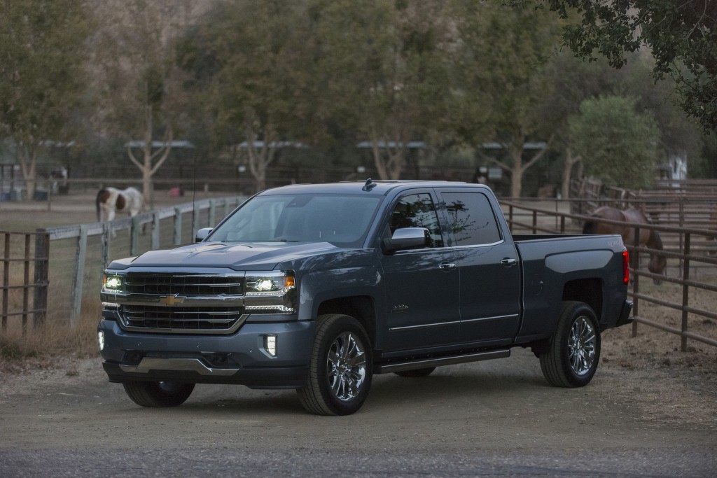 Chevrolet Silverado photo 31