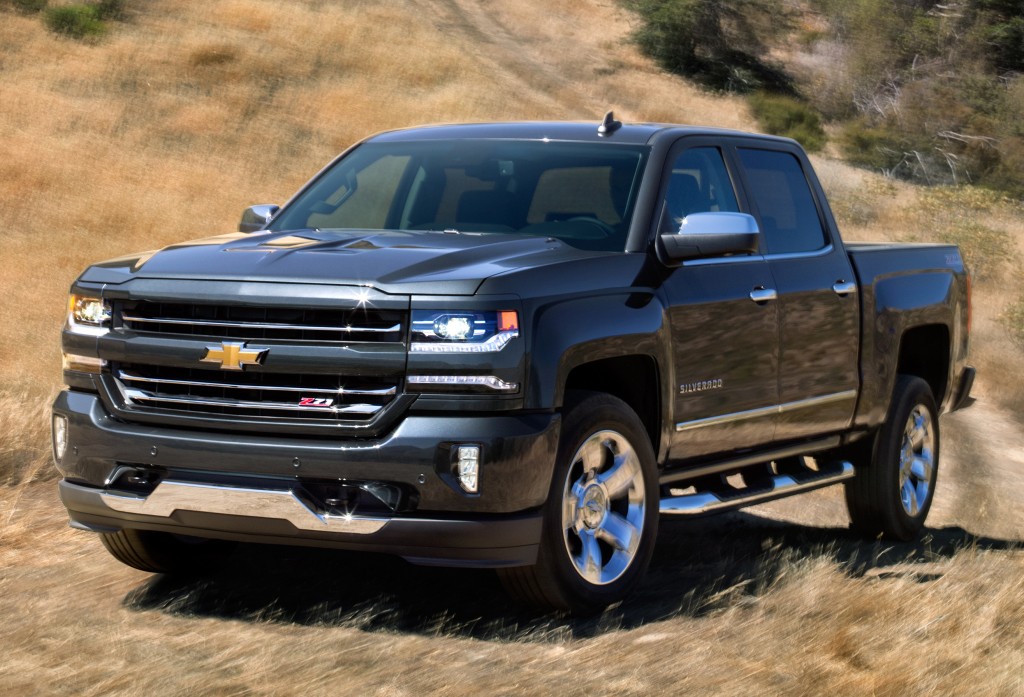 Chevrolet Silverado photo 43