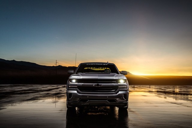 Chevrolet Silverado photo 48