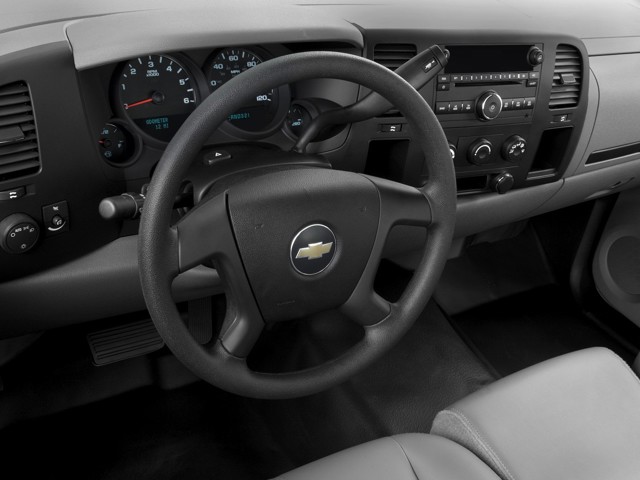 Chevrolet Silverado photo 27
