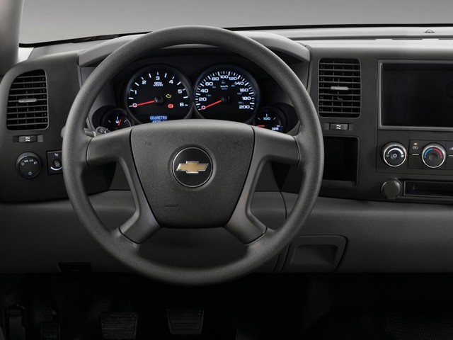 Chevrolet Silverado photo 28