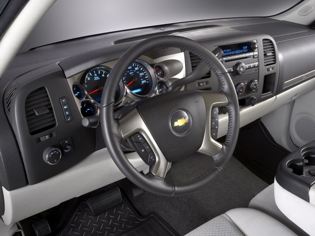 Chevrolet Silverado photo 30