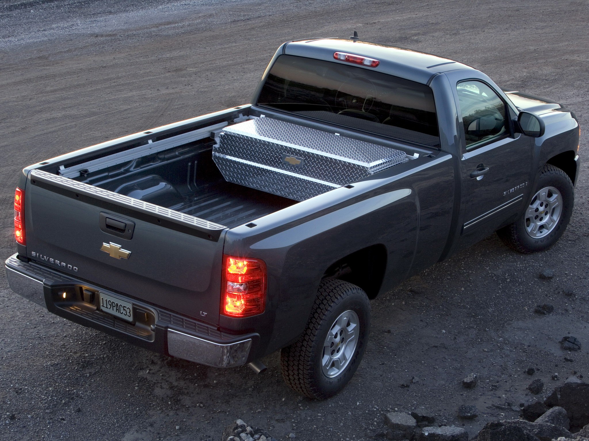Chevrolet Silverado photo 20