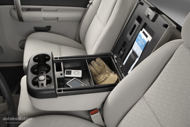 Chevrolet Silverado photo 26