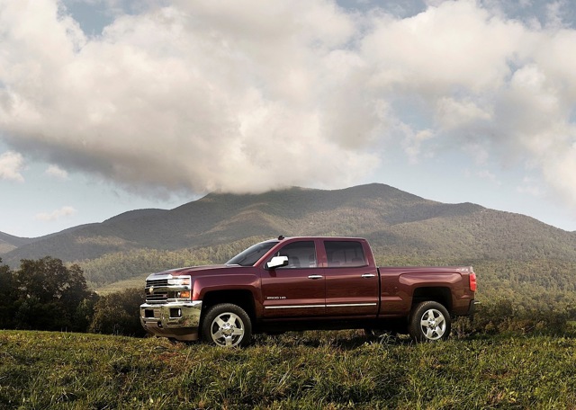 Chevrolet Silverado photo 11