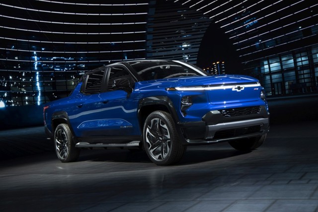 Chevrolet Silverado photo 19