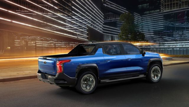 Chevrolet Silverado photo 22