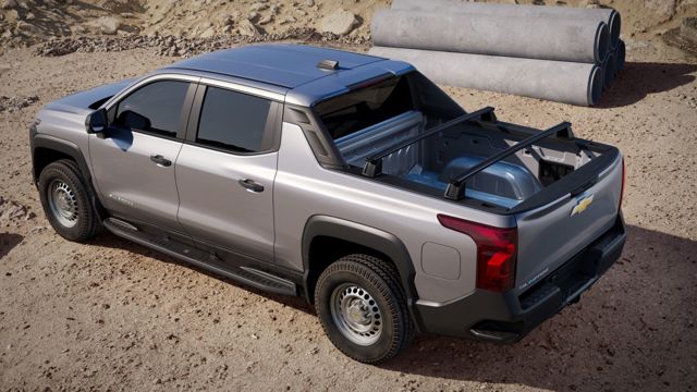 Chevrolet Silverado photo 7