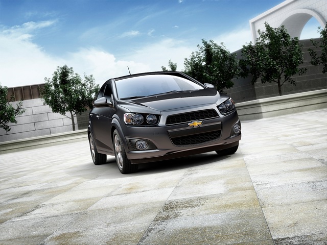 Chevrolet Sonic Hatchback photo 25