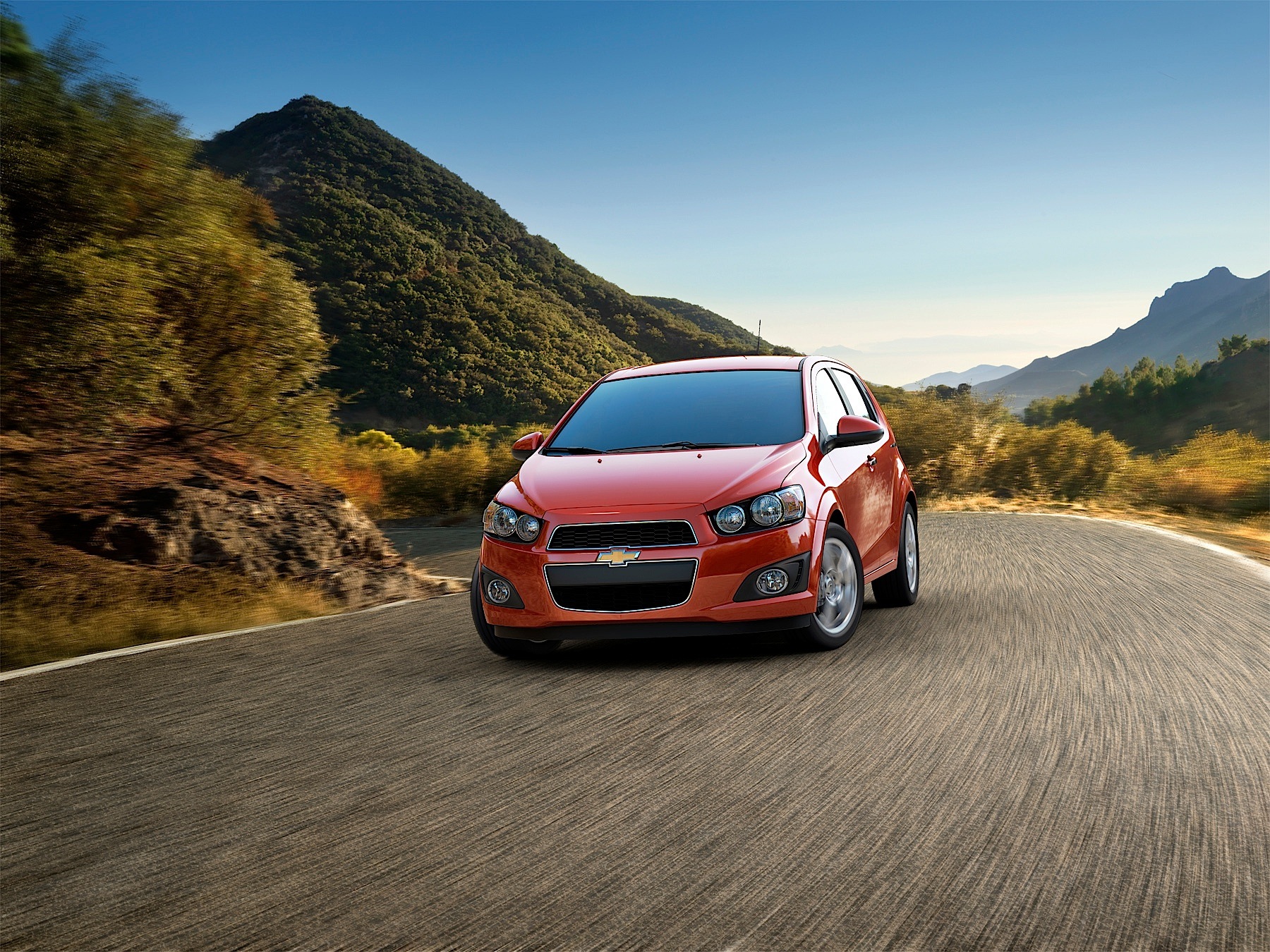 Chevrolet Sonic Hatchback photo 28